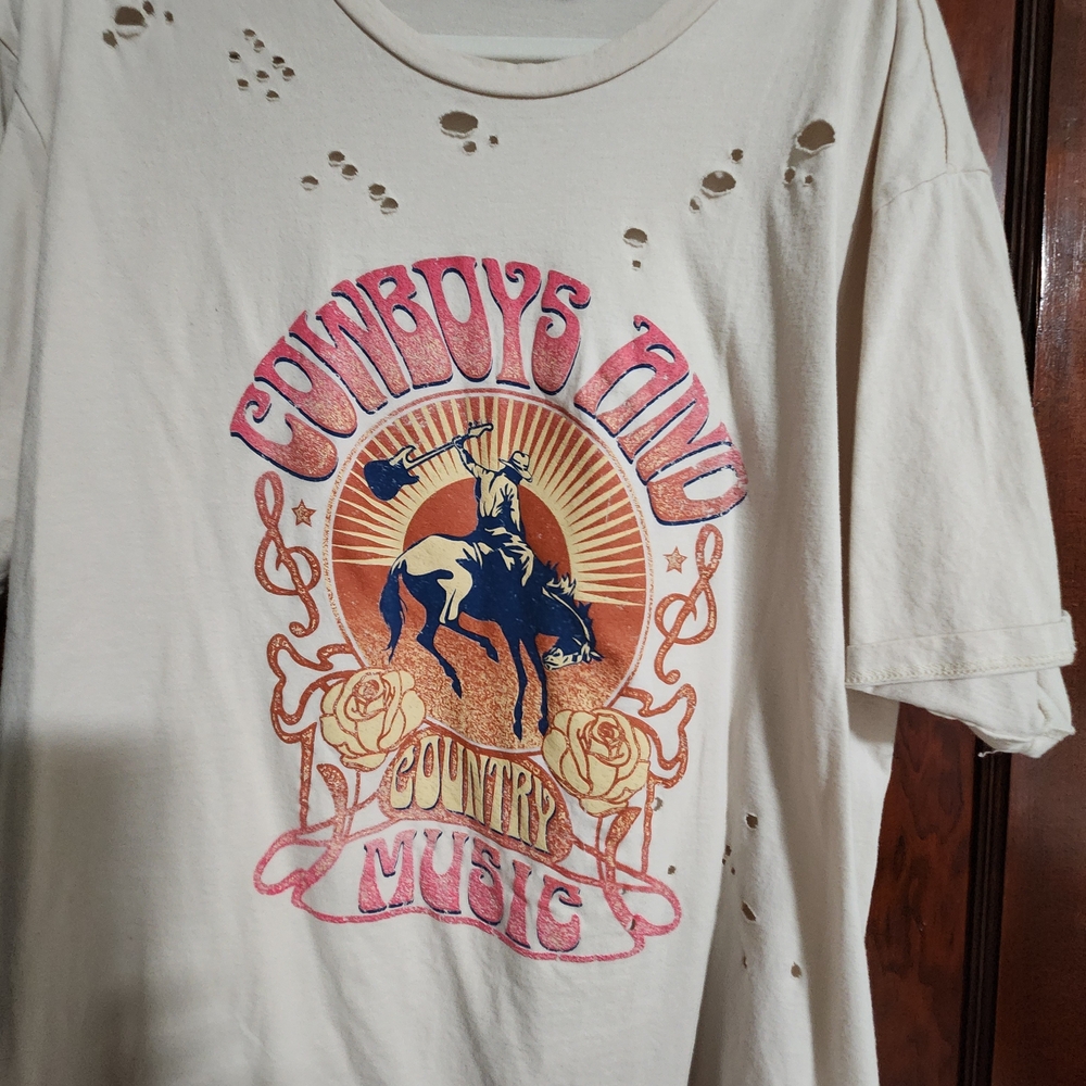 ARULA Cream Graphic Tee with Pink and Orange Design